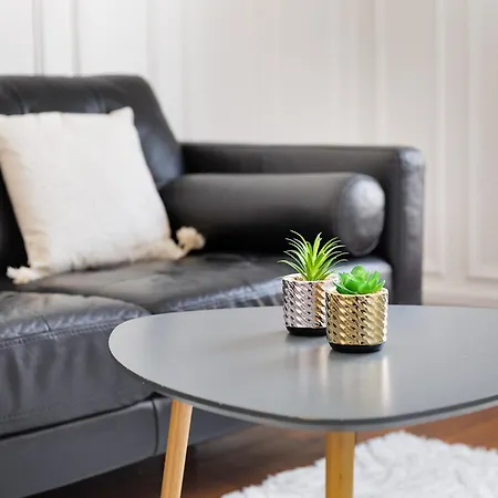 Διαμέρισμα 63 M2 Parisian Charm Ideal For Work And Relaxation Clichy