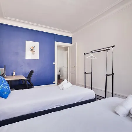63 M2 Parisian Charm Ideal For Work And Relaxation Clichy